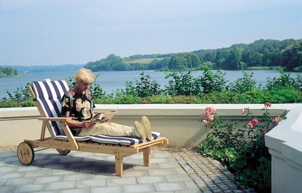 See Schlosshotel Am Kellersee Ойтин  Экстерьер фото